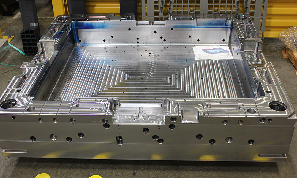 Custom injection mold manufacturing