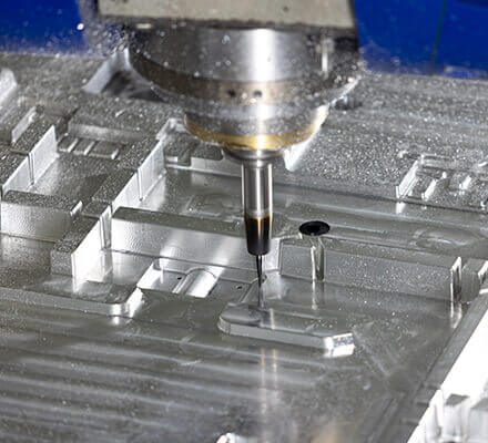 CDM's Fooke Endura 704 Linear 5-Axis Machine Fooke Endura 704 Linear 5-Axis Machine